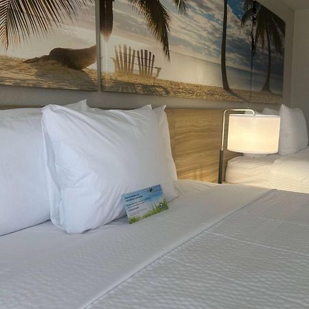 Days Inn By Wyndham Fort Myers Dış mekan fotoğraf