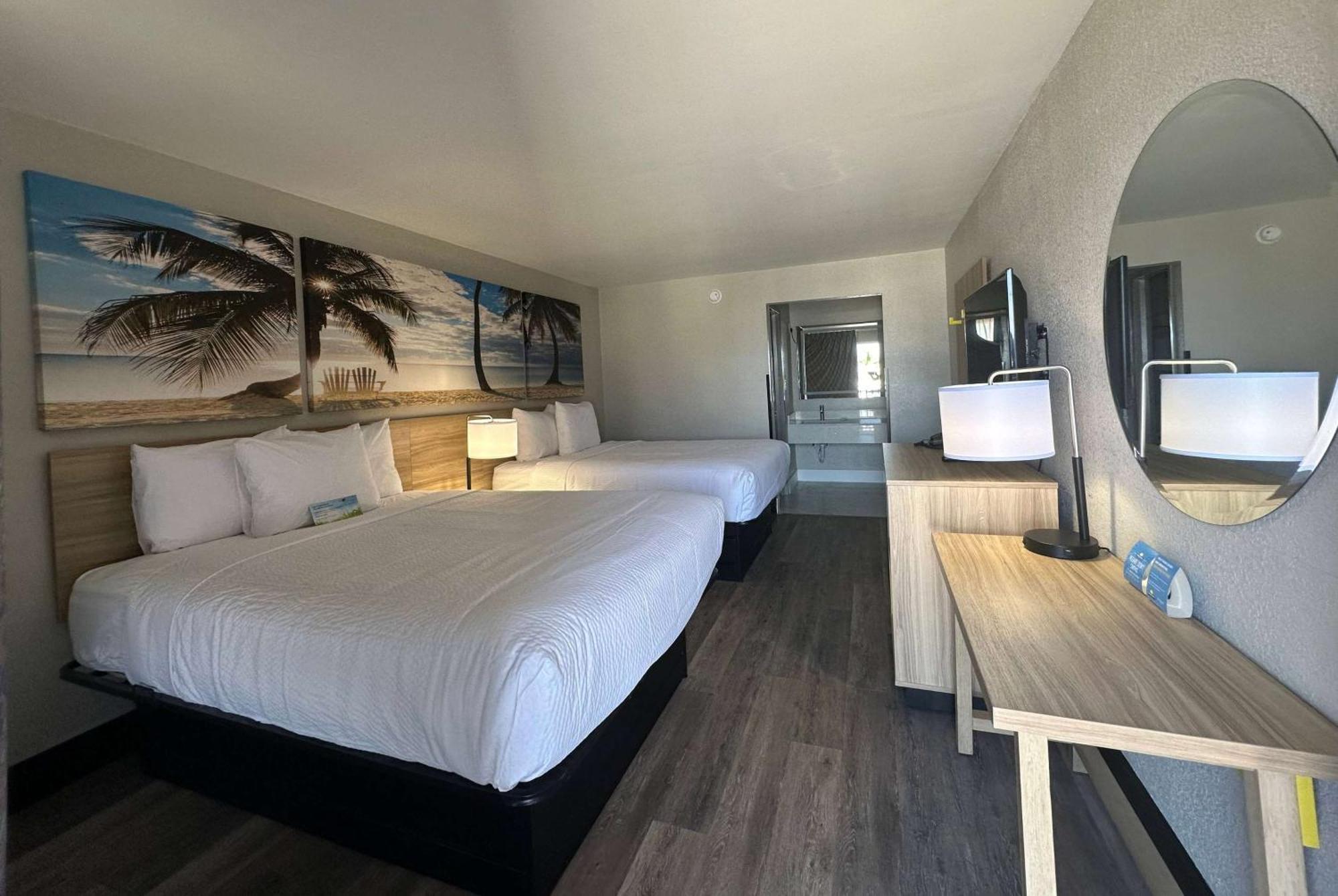 Days Inn By Wyndham Fort Myers Dış mekan fotoğraf